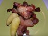 Cailles farcies aux marrons, poires caramélisées