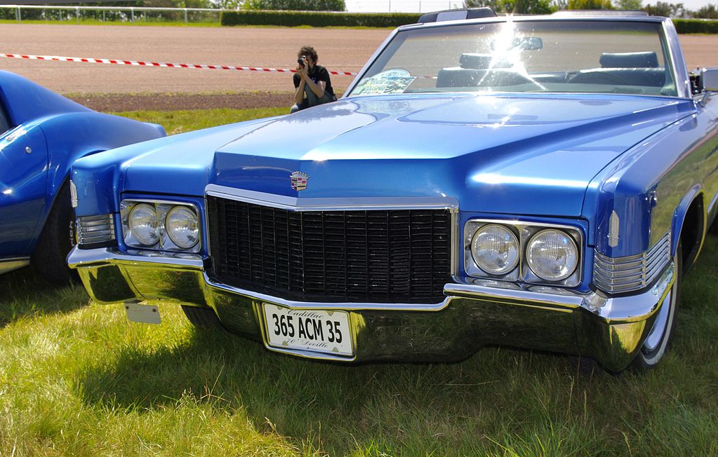 1-Cadillac Deville Convertible - 1970