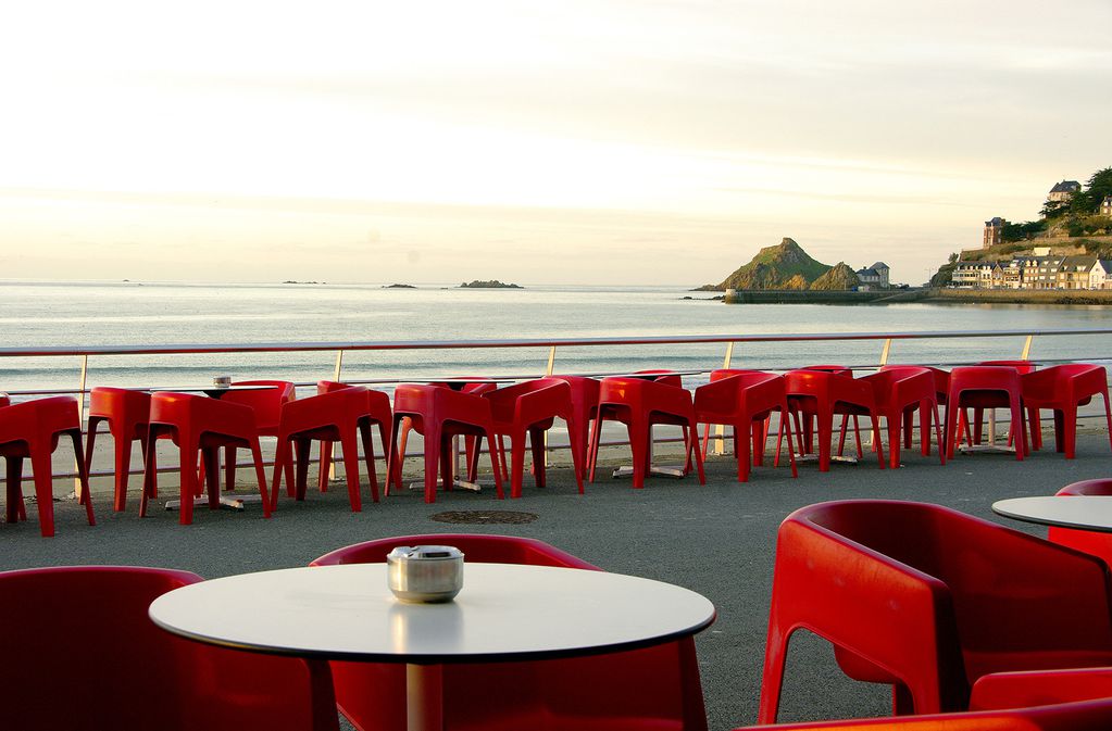 En terrasse sur la digue