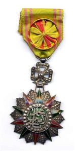 medaille-Nichan-IftiKar--Bey-de-tunis.jpg