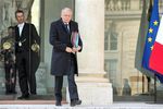 Débat sur la fiscalité – Bernard Arnault renonce à demander la nationalité  belge