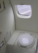 toilettes-ryanair.jpg