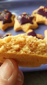 sables-a-la-poudre-de-biscuit-rose1.jpg