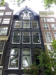 Amsterdam architecture 04