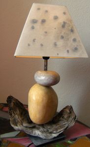lampe galets bois flotté