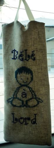 bebe-a-bord-brode-par-laurence.jpg