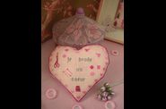 coeur-ros-e-poudr-e-91-x-104-pts-.jpg