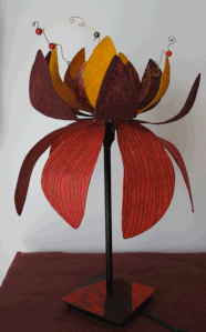 lampe-fleur-jaune-1.gif