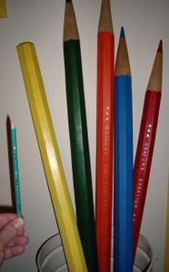 pot crayons