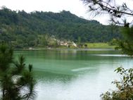 SULAWESI Tomohon lac Linow (3)