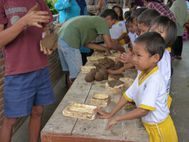 BOROBUDUR Fabrication de poterie (1)