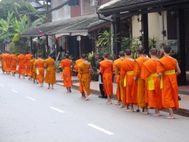 Luang-Prabang-Moines--4-.JPG