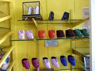 MELAKA Boutique de Chaussures Lotus