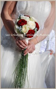 Bouquet mariée rouge et blanc175