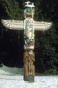 totem-2-copie-1.jpg