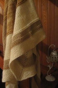 Shawl beige 1