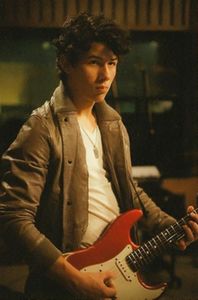 nick-jonas-tourbook (7) 0