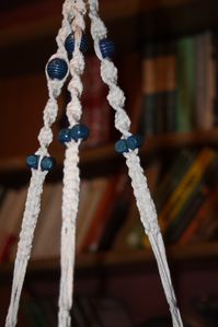 3eme macramé en coton et perles bleu2