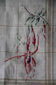 A2012-06-Torchon-Sophie-broderie.jpg