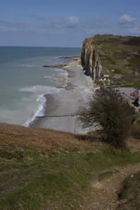 Les-Petites-Dalles-Le-6-avril-2008-rando--littoral__2.jpg