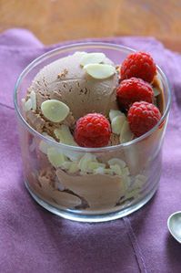 YAOURT-GLACE-A-LA-NOCCIOLATA.jpg