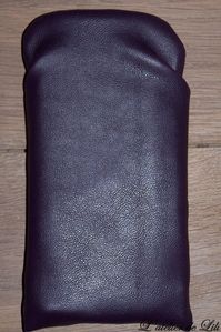 Etui-telephone2.jpg