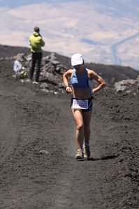 Supermaratona dell'Etna da 0 a 3000 2013 (7^ ed.). Ecco il racconto di Lara La Pera: 