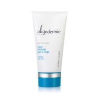Le masque humectant pour la personne la crème fraîche