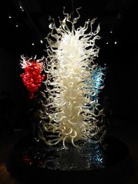 montreal chihuly lustres 01