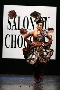 salon-du-chocolat-2010-defile.jpg