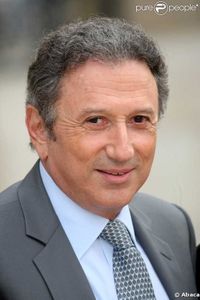 50214-michel-drucker-637x0-1.jpg