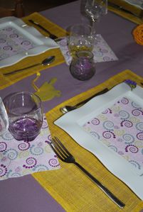 table-jaune-violet-008.jpg