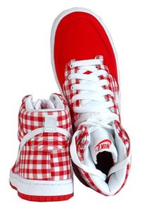 Nike-11073-1.jpg