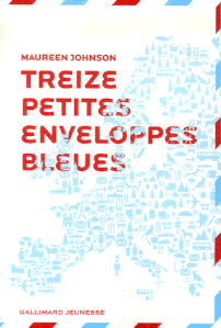 13 petites enveloppes bleues