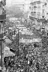 20071129015127_1968_mai_paris_manif_0794r.jpg