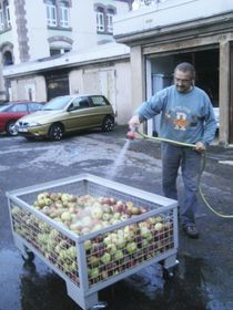 2 Pommes lavées