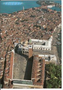 venezia-annie-robert.jpg