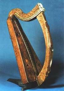 trinity-college-harp.jpg