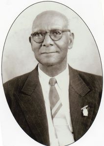 Pierre-Blanche--pere-de-Lenis--entrepreneur-de-travaux-pu.jpg