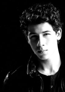 nick-jonas-tourbook (5) 1