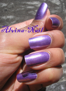 Wynie-violet2--Alvina-Nail.png