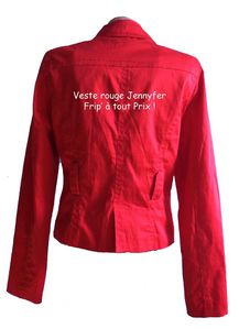 veste-rouge-jennyfer-4.jpg