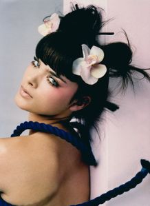 39448_KarolinaBabczynska-ElleSweden-July2005-CamillaAkrans-.jpg