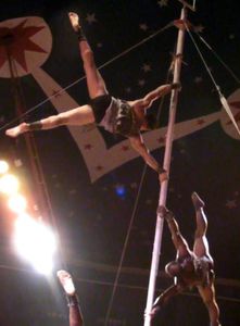 cirque acrobates