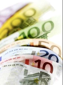 Euro-cash.jpg