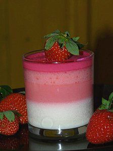 Tiramisu fraise-coco (Bienvenue au pays des gourmandises !!
