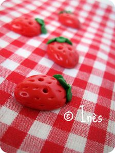 Scrap Inès Boutons fimo fraises strawberry polyme-copie-2