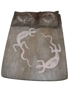 Draps de lit batik gris margouillat