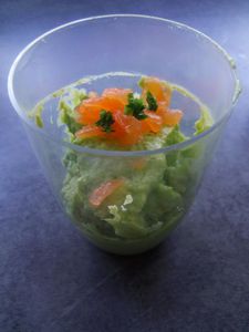 cuillere-ou-verrine-avocat-saumon2.JPG