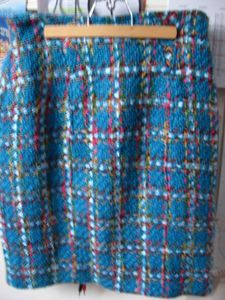 foret-noire-jupe-bleue-pull-007-copie-1.jpg